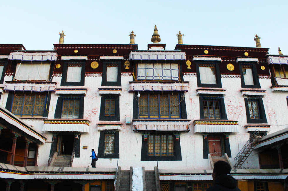 drepung monastery in Tibet