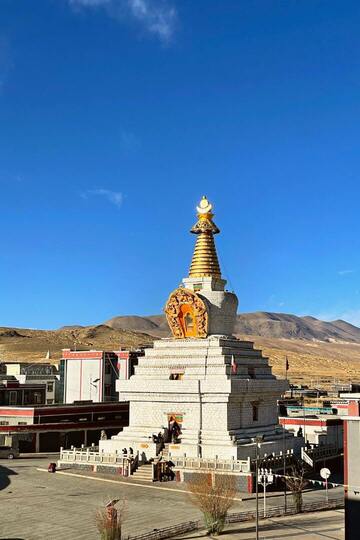 Chorten in Tibet