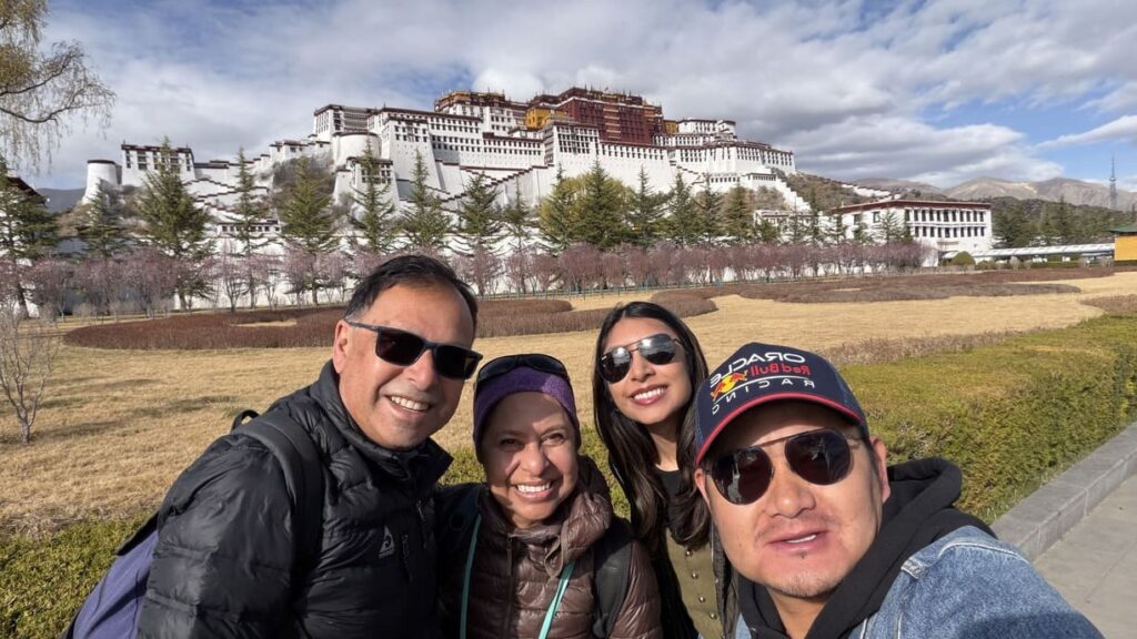 Tibet culture group tour
